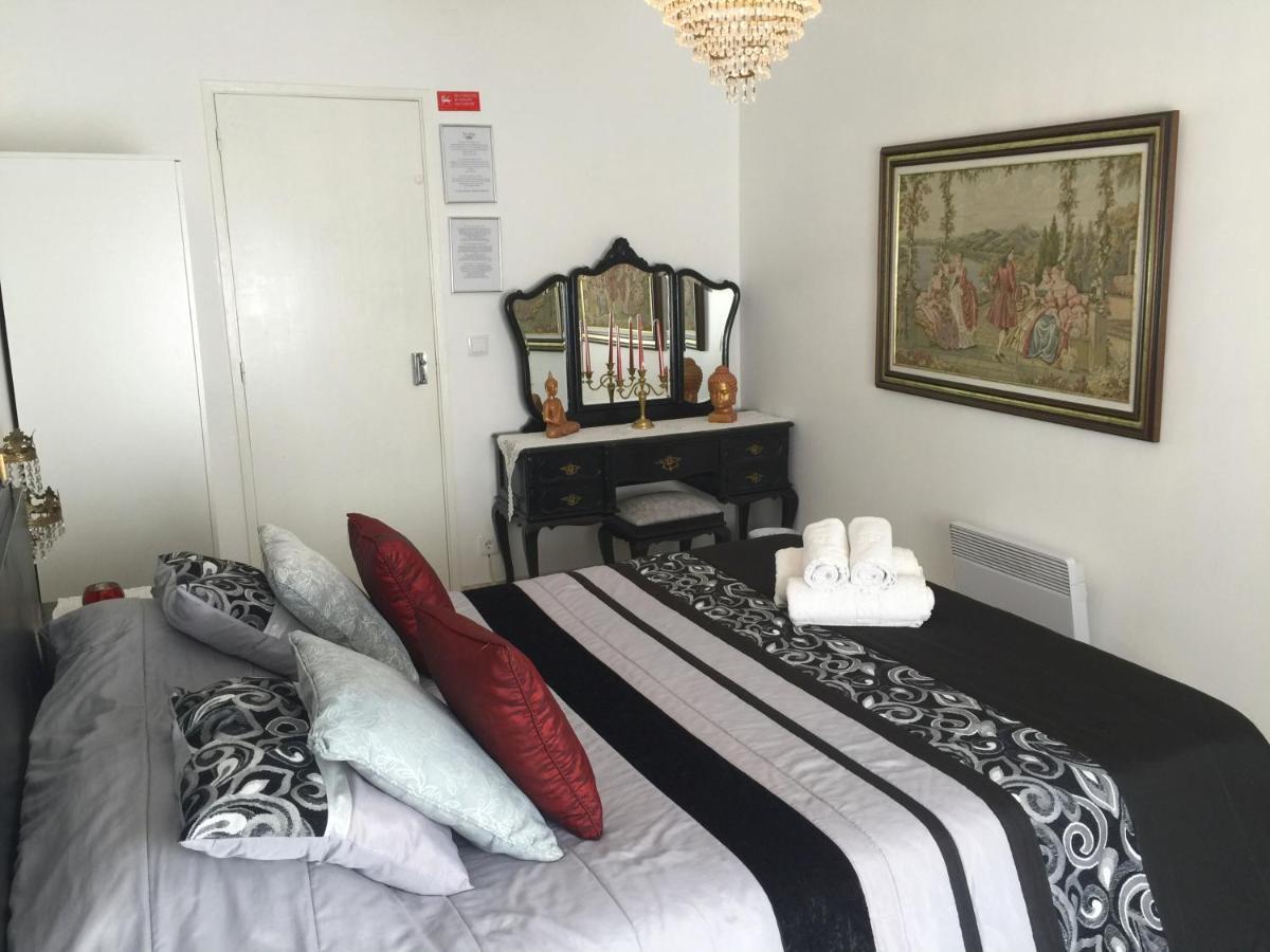Casa Vintage Guest House Peniche Bagian luar foto