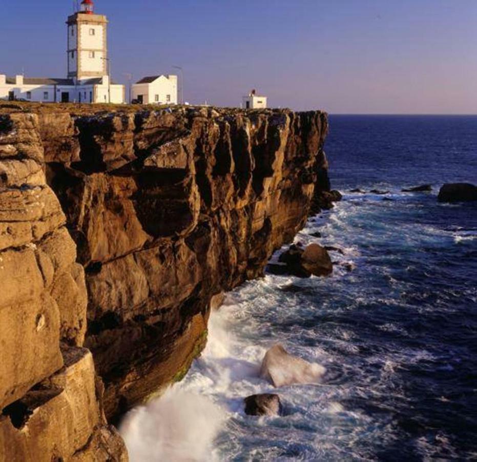 Casa Vintage Guest House Peniche Bagian luar foto